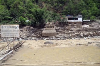 विपत्‌जन्य घटना: पूर्वी नेपालमा वितण्डा, तीनको मृत्यु, २९ बेपत्ता